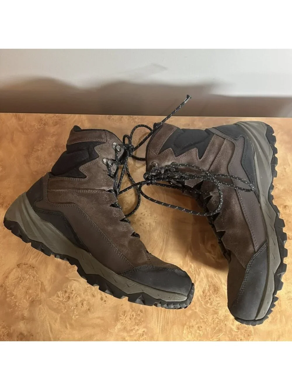 Merrell J32951 GORE-TEX Waterproof Mid Hiking Boots Brown Men's Size 10